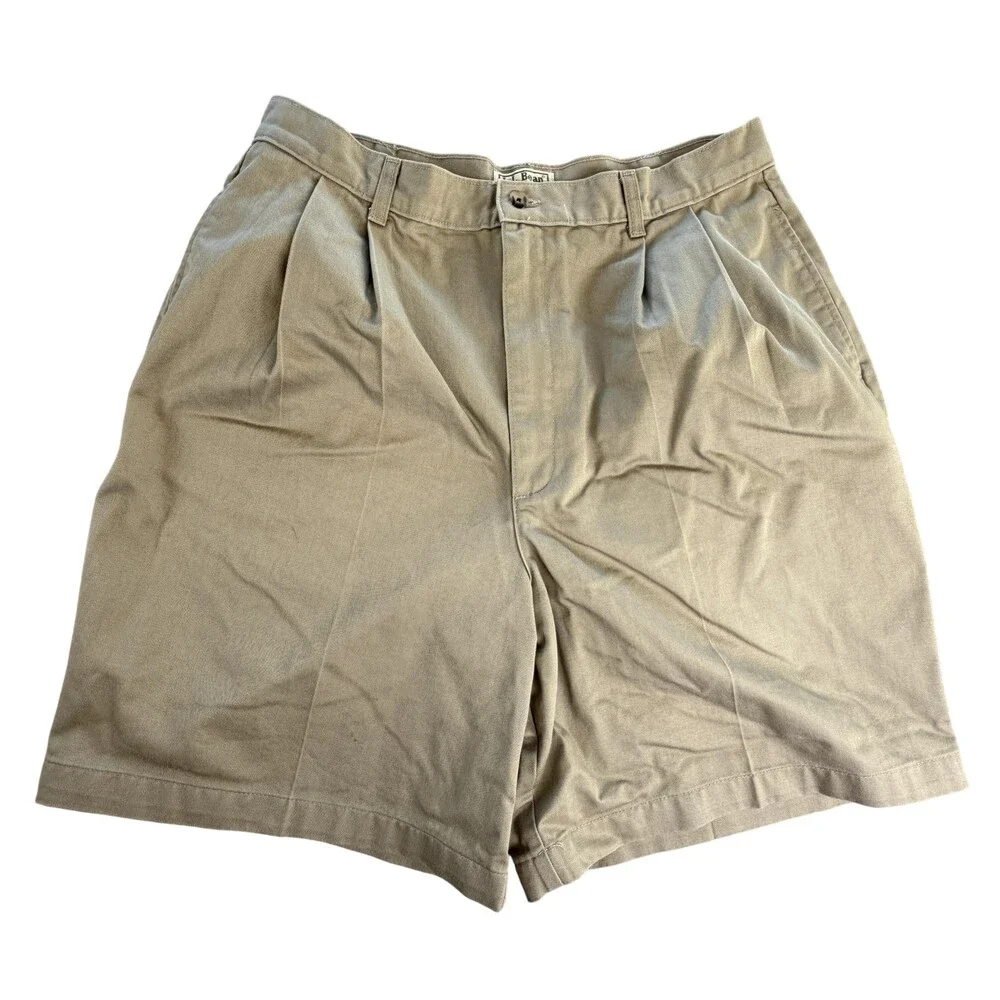 Vintage L.L. Bean Chino Shorts Womens 16 Beige Pleated Baggy Fit Made USA